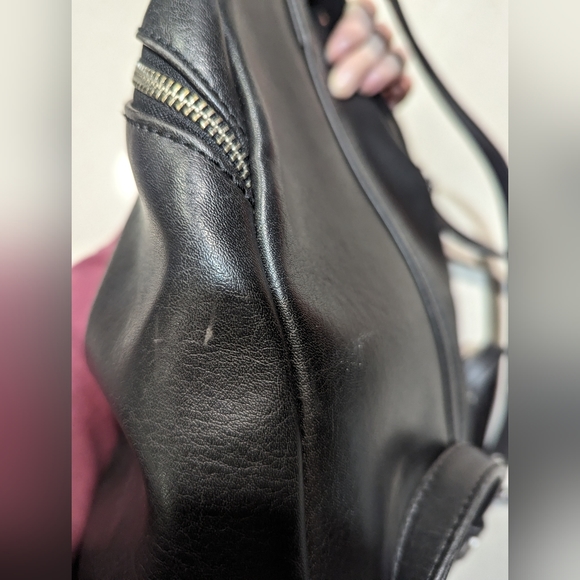 Matt and Nat Bag - Black - Picture 6 of 12